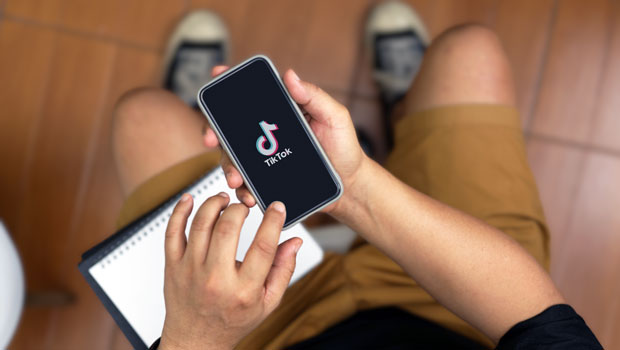 dl tiktok tik tok bytedance social media app logo generic 1