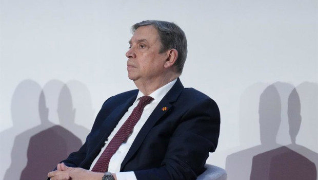 ep archivo   el ministro de agricultura pesca y alimentacion luis planas durante la inauguracion de