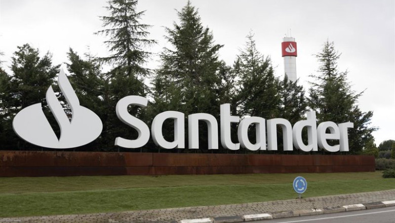 ep archivo   exteriores de la ciudad financiera del banco santander en boadilla del monte madrid
