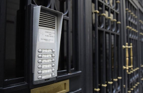 ep archivo   telefonillo de un bloque de vivienda