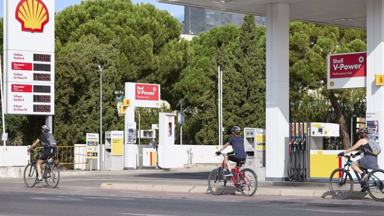 ep archivo una gasolinera de shell a 27 de agosto de 2023 en madrid espana ep archivo una gasolinera de shell a 27 de agosto de 2023 en madrid espana