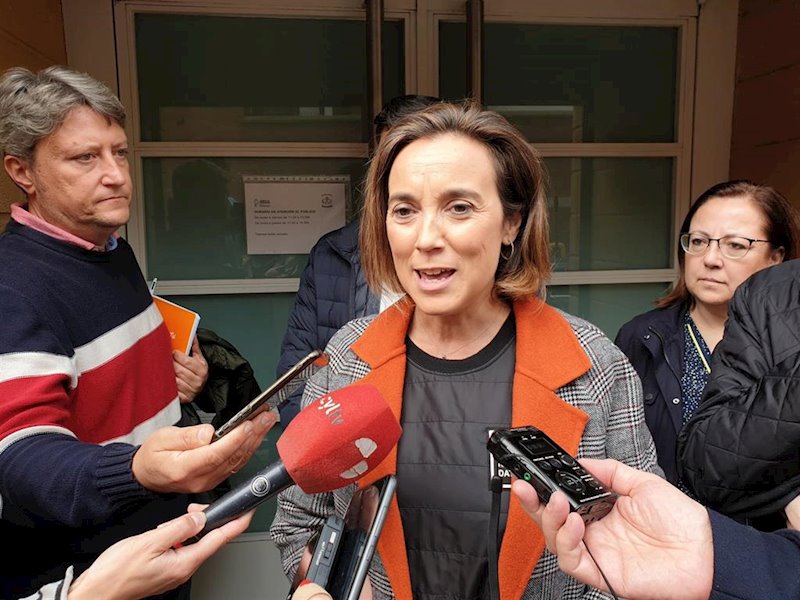 ep cuca gamarra atiende a los medios de comunicacion en salamanca