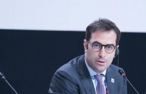 ep el ministro de economia comercio y empresa carlos cuerpo durante una mesa redonda en la cumbre de