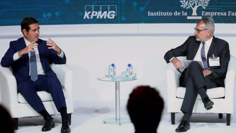 ep el presidente de ceoe antonio garamendi i y el presidente del instituto de empresa marc puig d ep el presidente de ceoe antonio garamendi i y el presidente del instituto de empresa marc puig d