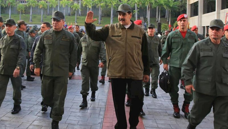 ep el presidente de venezuela nicolas maduro y el ministro de defensa venezolano vladimir padrino