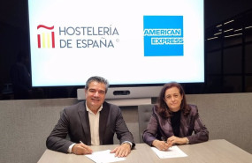 ep el secretario general de hosteleria de espana emilio gallego y la vicepresidenta y directora