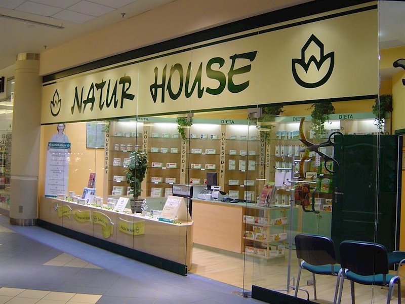 Naturhouse cierra con alzas del 4,27% tras duplicar su beneficio a junio