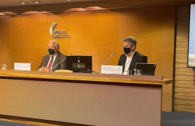 ep pere navarro y raul palacios en el salon del vehiculo de ocasion de madrid