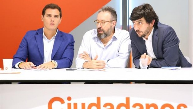 ep reunionla ejecutiva nacionalciudadanos presididaalbert rivera