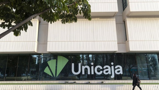 ep unicaja mejora su calificacion de sostenibilidad segun sustainable fitch y ethifinance
