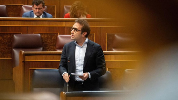 ep archivo   el ministro de economia comercio y empresa carlos cuerpo durante una sesion de control