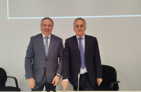 ep archivo   el presidente de cie automotive anton pradera y el consejero delegado de la compania