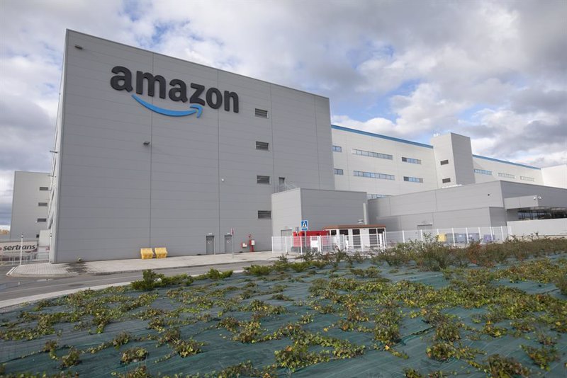 Amazon quiere atraer a los jóvenes: ofrece suscripciones Prime a mitad de precio