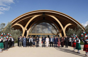 ep bodegas faustino inaugura en oyon el primer proyecto enoturistico planeta 10 disenado por norman