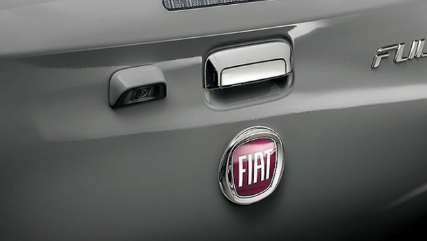 ep camara de vision trasera de un modelo de fiat