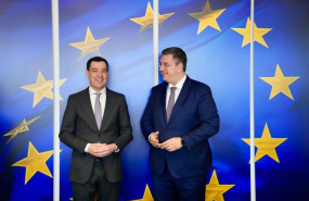 ep el comisario de transporte sostenible y turismo de la union europea y el presidente de la junta