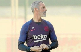 ep el entrenador de porteros del fc barcelona jon pascua