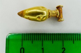 ep hallazgoun colganteoro ampliaimportanciala presencia fenicia