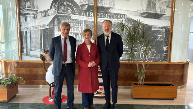 ep la consellera de industria turismo innovacion y comercio marian cano visita las instalaciones de