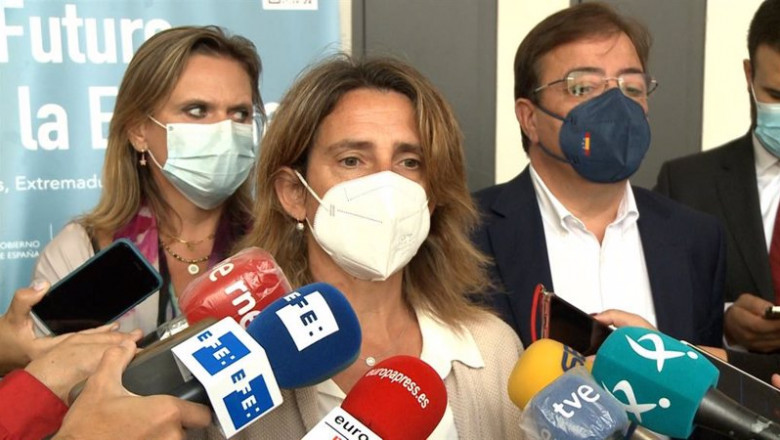 La ministra de Transición Ecológica, Teresa Ribera, este jueves en Cáceres. | EUROPA PRESS ep la ministra de transicion ecologica teresa ribera este jueves en caceres