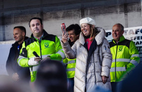 ep la portavoz de la plataforma 6f lola guzman durante una reunion nacional de la sociedad civil en