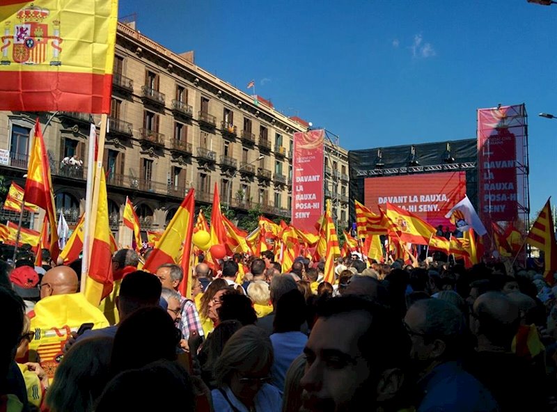 ep manifestacion de scc en barcelona por la unidad de espana en octubre de 2017