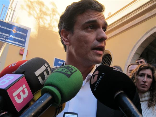 Pedro Sánchez atiende a los medios en Palma de Mallorca | EUROPA PRESS ep pedro sanchez atiendelos mediospalmamallorca