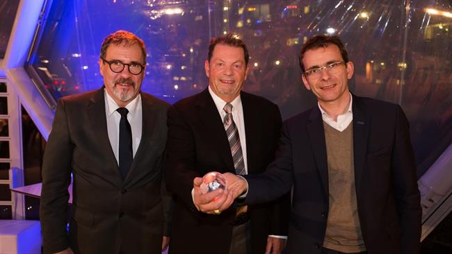 Premio 'NGV Global Industry Champion' a Iveco | IVECO ep premio ngv global industry champion a iveco