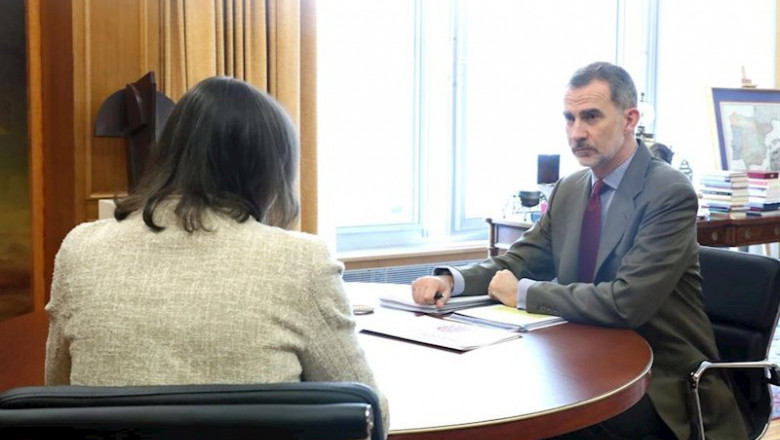 ep su majestad el rey felipe vi durante su reunion con la ministra de industria comercio y turismo