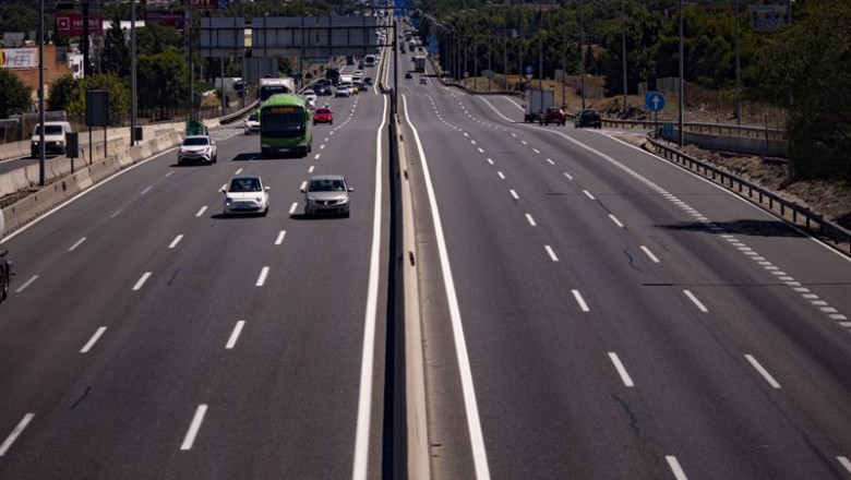 Vehículos en una carretera. | Eduardo Parra - Europa Press ep vehiculos en una carretera