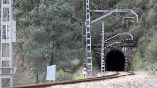 ep vias de tren en montefurado