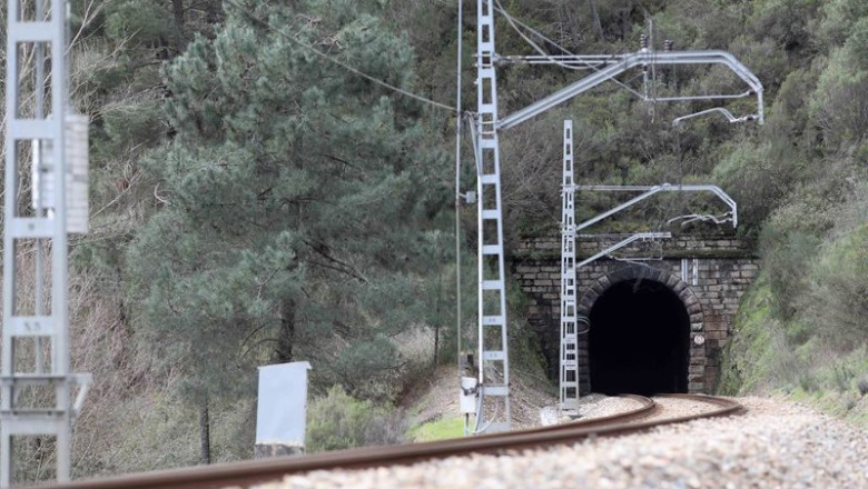 Vías de tren en Montefurado | Carlos Castro - Europa Press ep vias de tren en montefurado