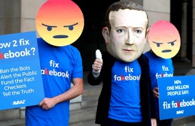 facebook-protestors-outside-mike-schroepfer-hearing
