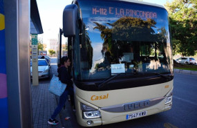 ep archivo   autobus metropolitano con destino al municipio sevillano de la rinconada