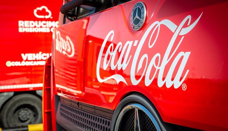 Coca-Cola eleva sus previsiones por la mayor demanda gracias a la reapertura