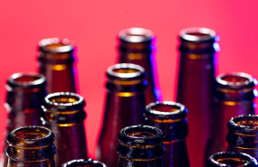 ep archivo   ecovidrio y cerveceros de espana lanzan una guia con 70 recomendaciones de ecodiseno
