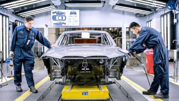 ep archivo   fabricacion de un modelo de bmw