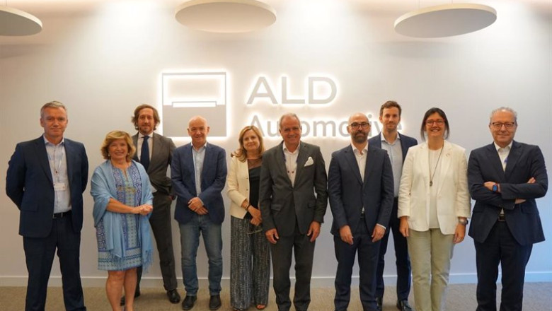 Archivo - Participantes de la primera mesa sobre movilidad sostenible del Foro MOVE de ALD Automotive | ALD AUTOMOTIVE - Archivo ep archivo participantes de la primera mesa sobre movilidad sostenible del foro move de ald