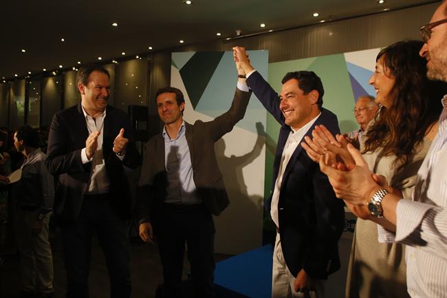 Casado y Moreno en la Junta Directiva del PP-A | EUROPA PRESS/ENRIQUE GÓMEZ ep casadomorenola junta directivapp-a