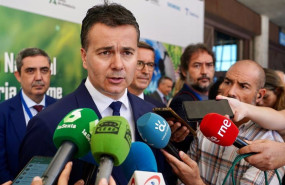 ep el ministro de industria comercio y turismo en funciones hector gomez en declaraciones a los ep el ministro de industria comercio y turismo en funciones hector gomez en declaraciones a los