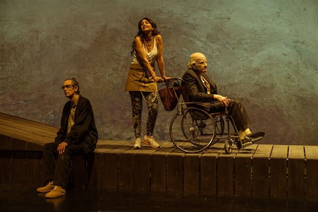 ep escenala obrateatro enorilla adaptacionla novelachirbes
