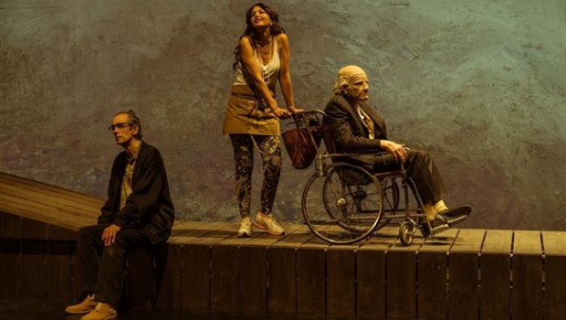 ep escenala obrateatro enorilla adaptacionla novelachirbes