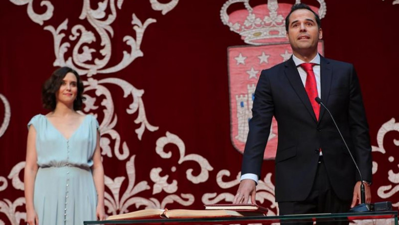 Imagen de archivo del vicepresidente de la Comunidad de Madrid, Ignacio Aguado, junto a la presidenta regional, Isabel Díaz Ayuso. | Jesús Hellín - Europa Press - Archivo ep imagen de archivo del vicepresidente de la comunidad de madrid ignacio aguado junto a la