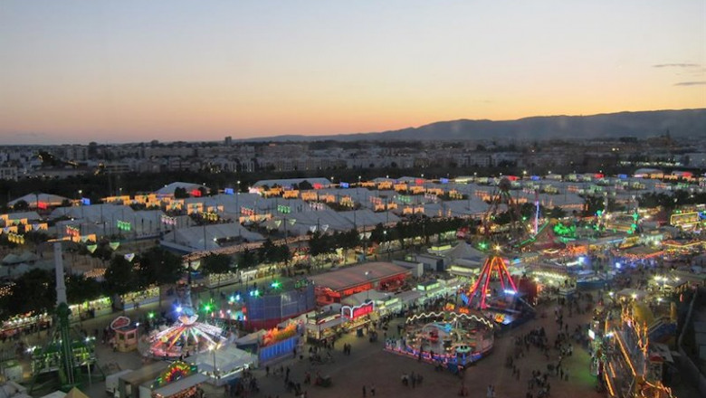 Imagen de la Feria de Córdoba vista desde una noria. | EUROPA PRESS - Archivo ep imagen de la feria de cordoba vista desde una noria
