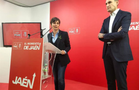 ep isabel rodriguez en la rueda de prensa junto a juan latorre