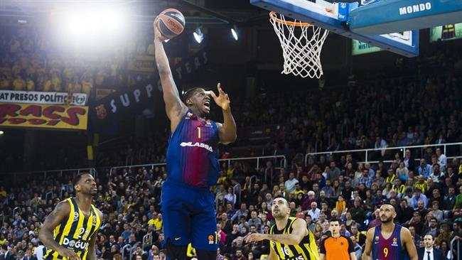 Kevin Séraphin pasará por quirófano para poner fin a sus problemas de rodilla | V. SALGADO - FCB ep kevin seraphin pasara por quirofanoponeraproblemasrodilla