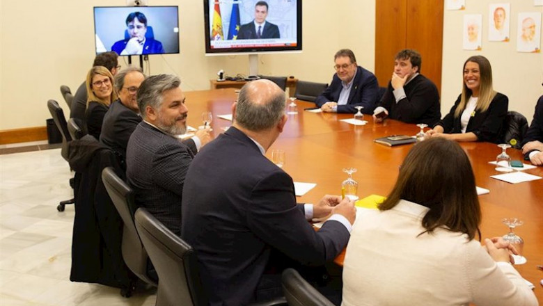 ep los portavoces de junts per catalunya en el parlament albert batet quim torra elsa atardi y pere