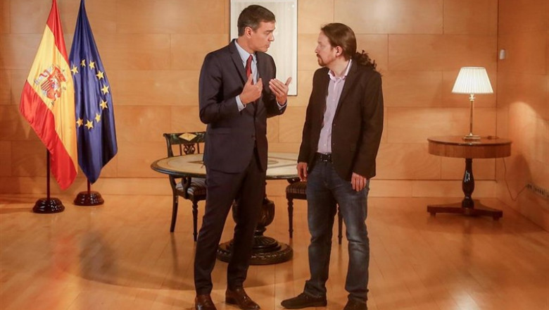 El presidente del Gobierno en funciones, Pedro Sánchez (1i), y el secretario general de Podemos, Pablo Iglesias (2i) | Ricardo Rubio - Europa Press ep presidentegobiernofunciones pedro sanchez 1i ysecretario generalpodemos pablo iglesias 2i