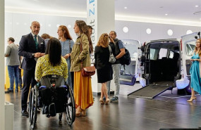 ep renault presenta su gama de vehiculos adaptados para el transporte de personas con movilidad