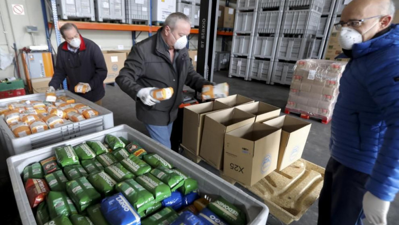 1587651292 kfc aporta 10 toneladas de alimentos a los bancos de alimentos para combatir el riesgo de exclusi n derivado del covid 19jpg